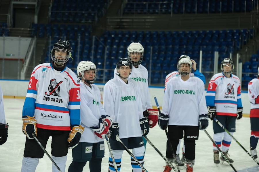 nephro_hockey.jpeg nephro_hockey.jpeg
